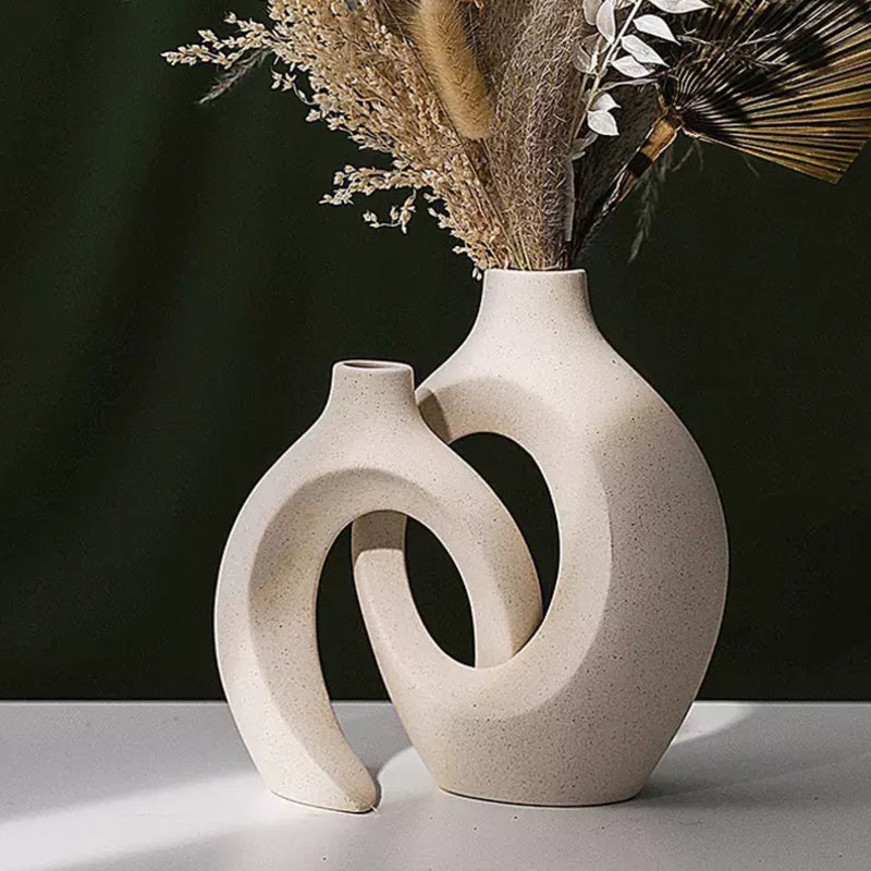 Modern Intertwined Flower Vase