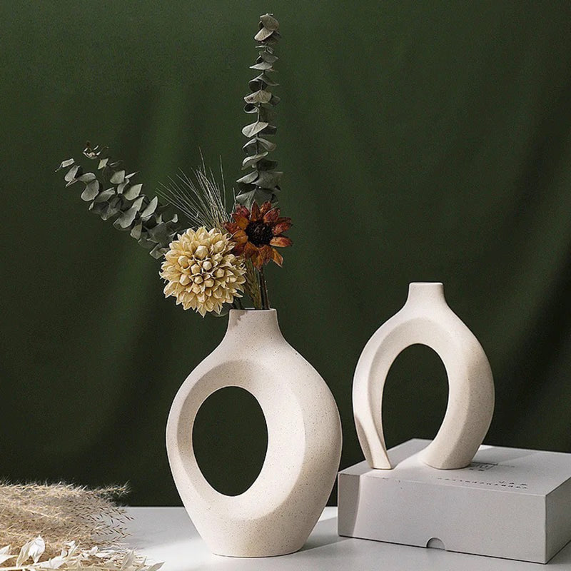 Modern Intertwined Flower Vase